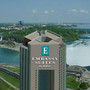 Embassy By Hilton Falls/ Fallsview קנדה